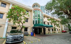 Plaza 68 Residence